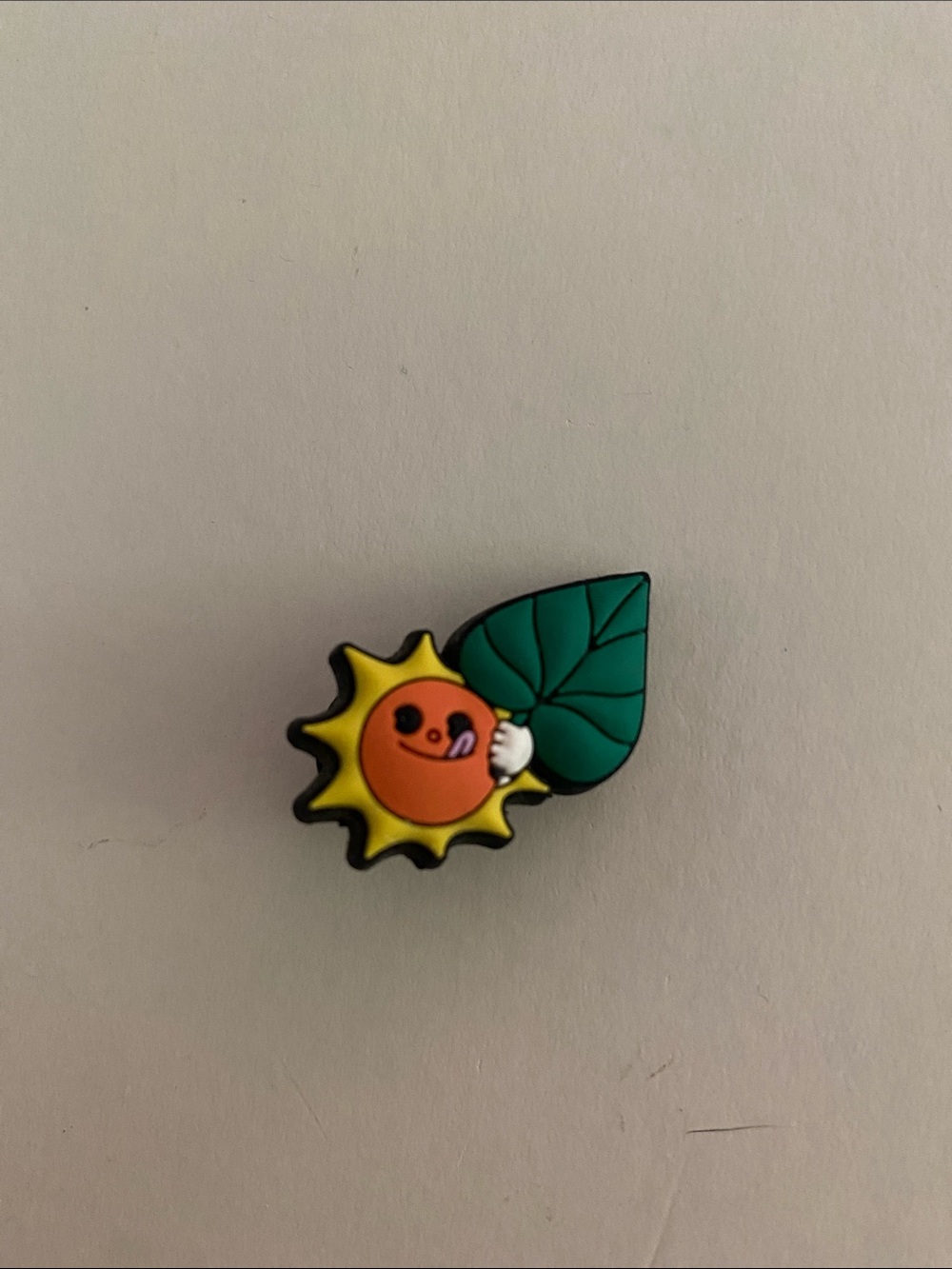 Sun & leaf jibbitz